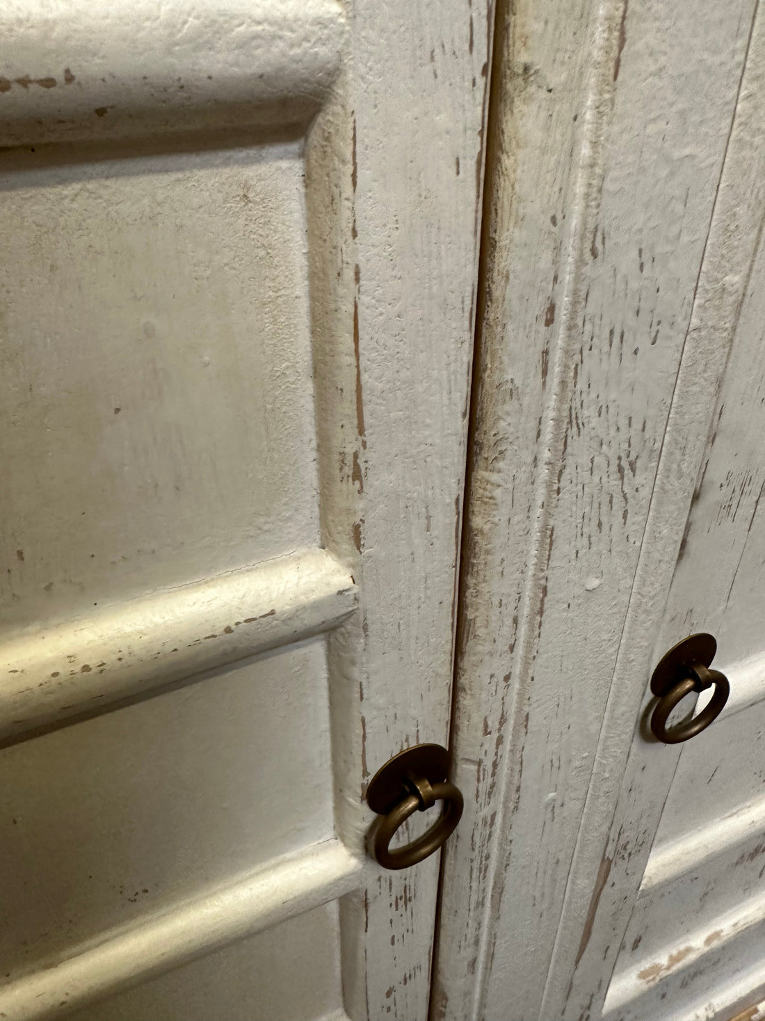 Handmade White Sideboard 2 Doors Cabinet 64x17x42H