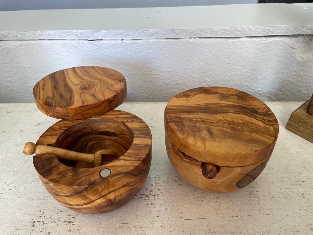 Olive Wood Salt Cellar With Lid and Spoon - Salt Keeper/ Spice Box / Wood Box/ handmade / Magnet lid / gift