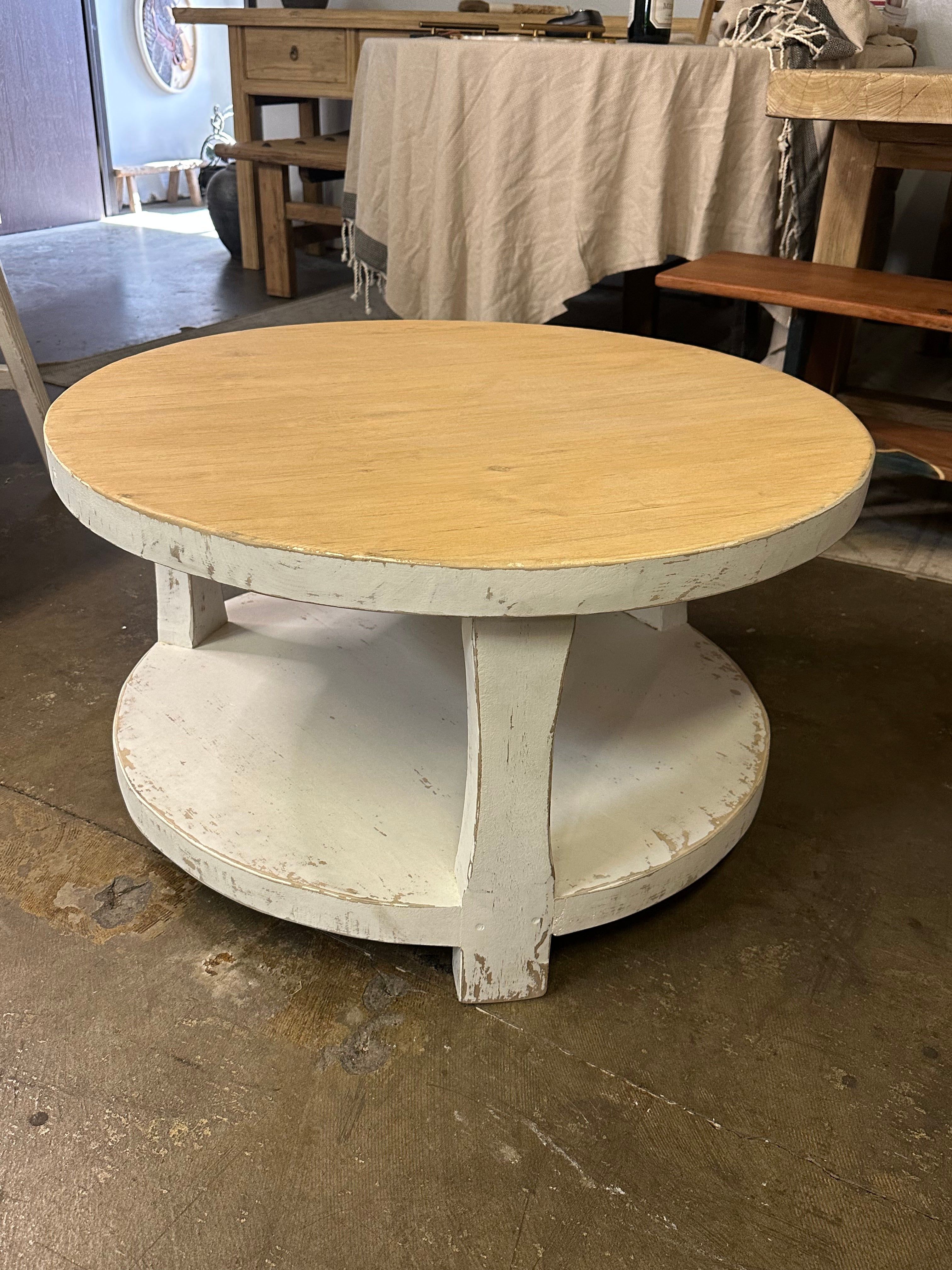 Two Tones Round Coffee Table with Shelf Antique / Multiple sizes