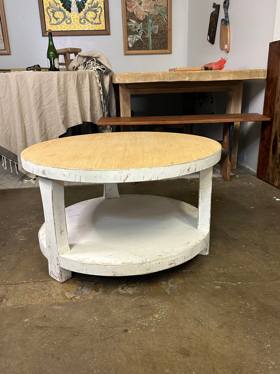 Two Tones Round Coffee Table with Shelf Antique / Multiple sizes