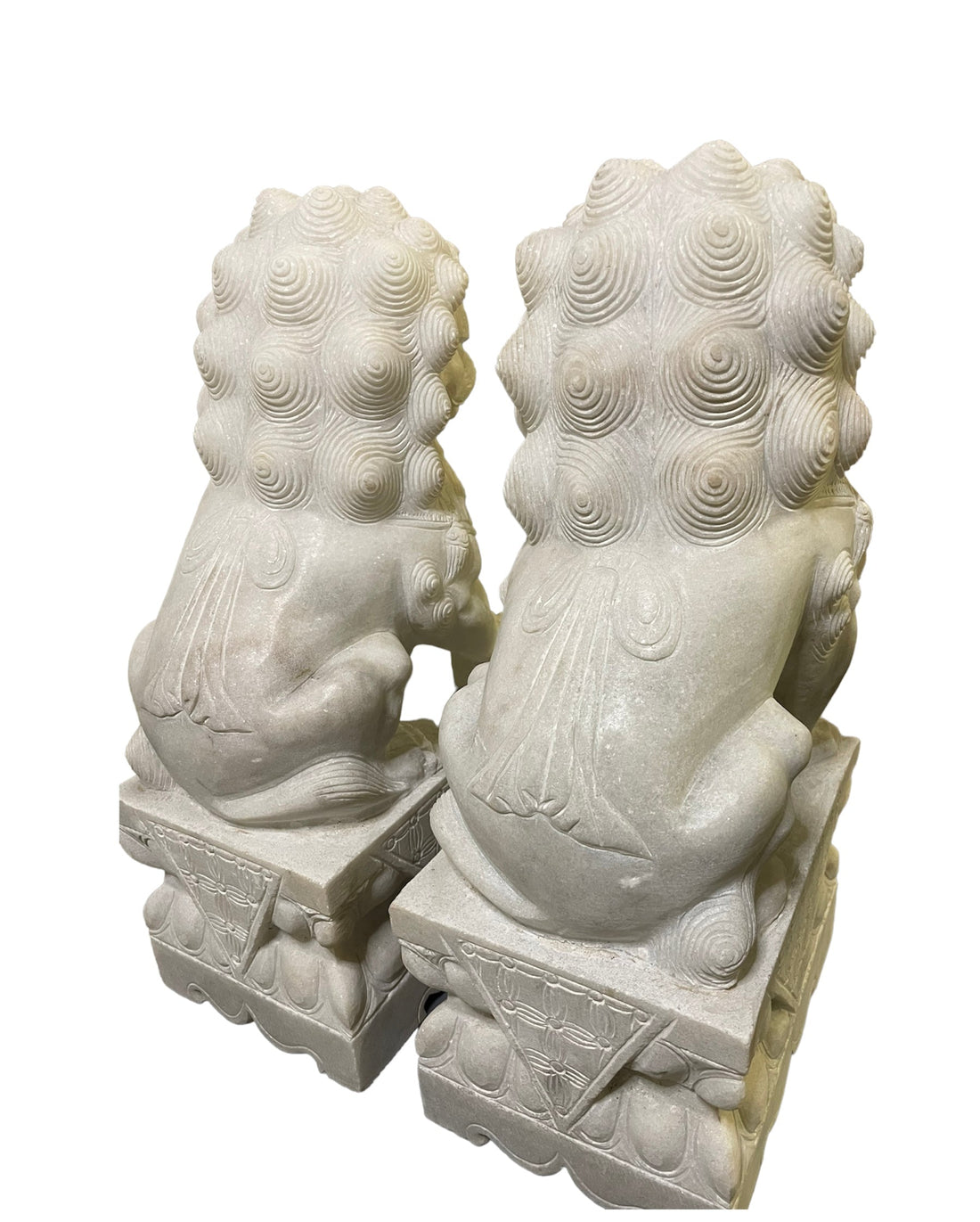 White Marble Guardian Lion / Multiple sizes